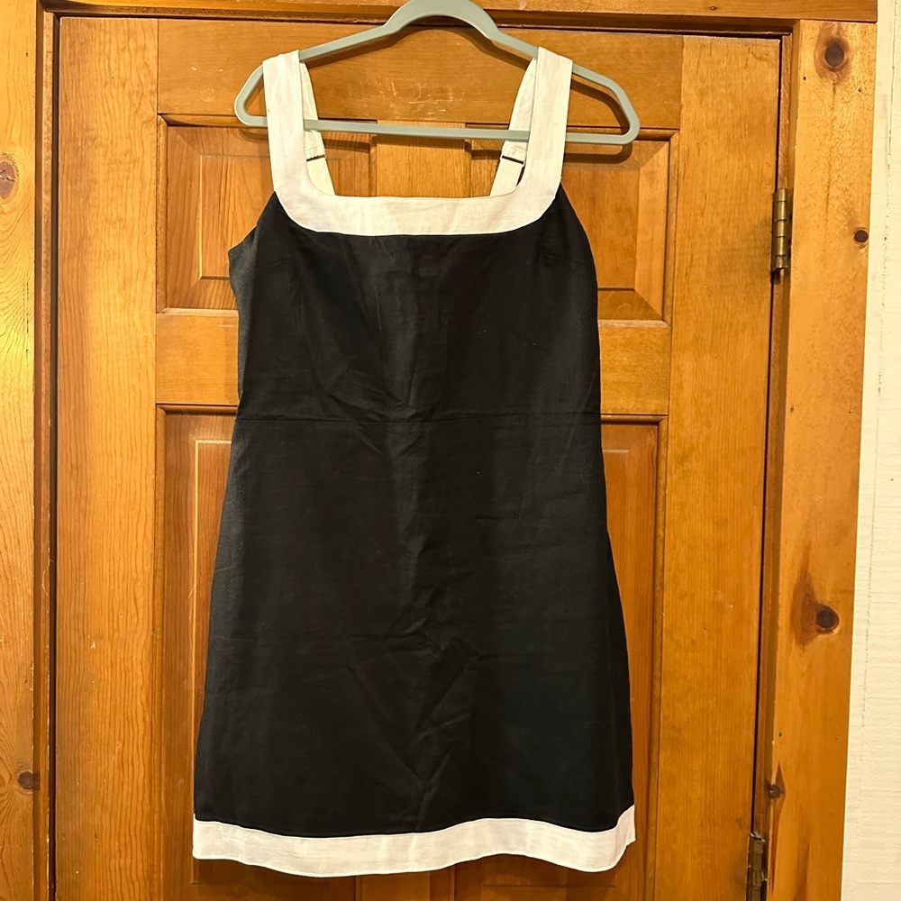 Abercrombie & Fitch Black and White Mini Dress